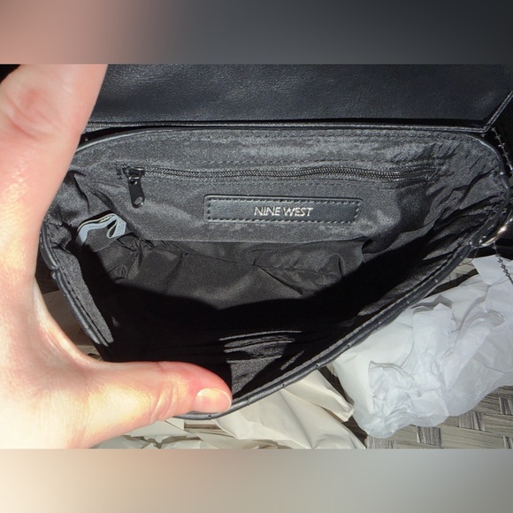 Nine West Sleigh Mini Quilted Crossbody Bag Set – Black – NWT - Picture 4 of 13